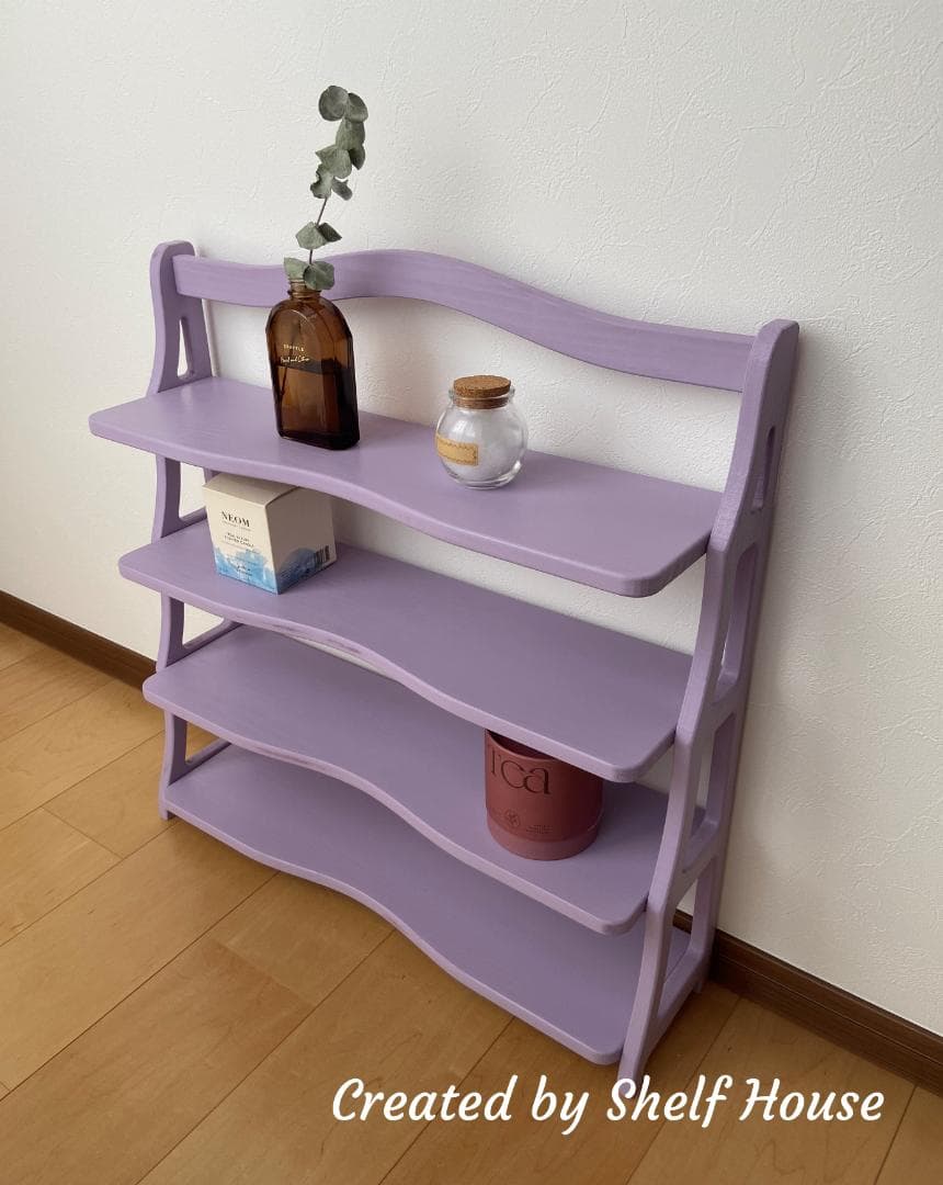 やさしい藤色の曲線木製棚 I やさしい藤色の曲線木製棚 I