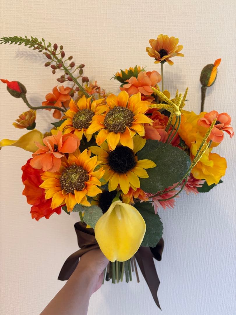 ウェディングブーケ　アーティシャルフラワー　ブートニア 造花　ひまわりブーケ ホワイトブールの小花とひまわりのブーケ【結婚式 フワラー アーティ