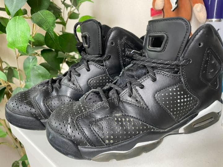 ナイキ エアジョーダン6 レトロ ブラック キャット 23cm - メルカリ