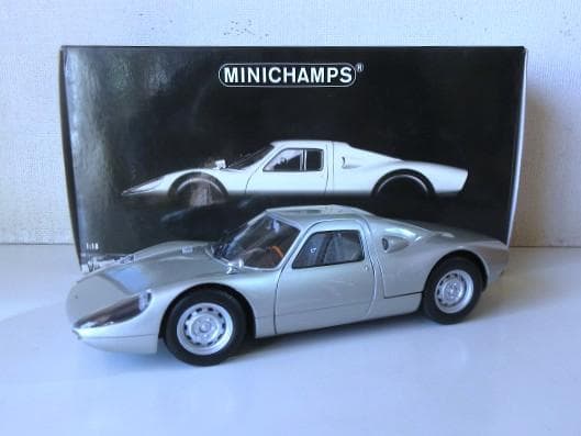 特価 MINICHAMPS 1/18 ポルシェ 904 Carrera GTS 1:18 Porsche 904 Carrera GTS 1964 -- Red -- Minichamps
