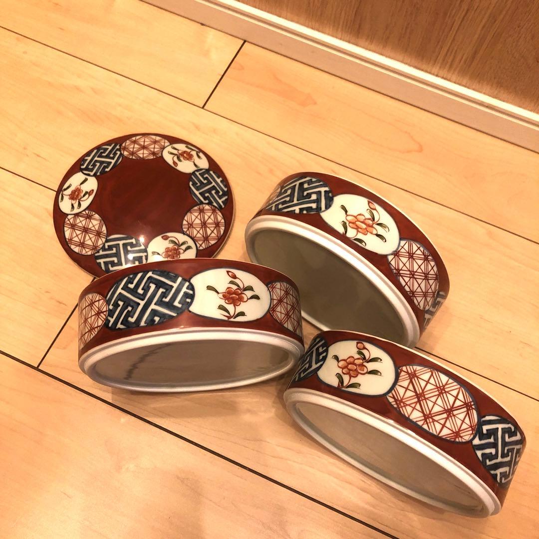 有田焼 陶祥窯 3段重 重箱 お重 お節 丸紋 赤絵