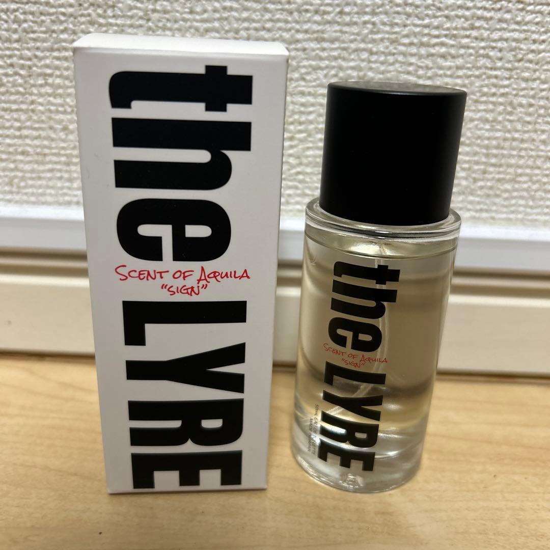 the LYRE Scent of Aquila 
