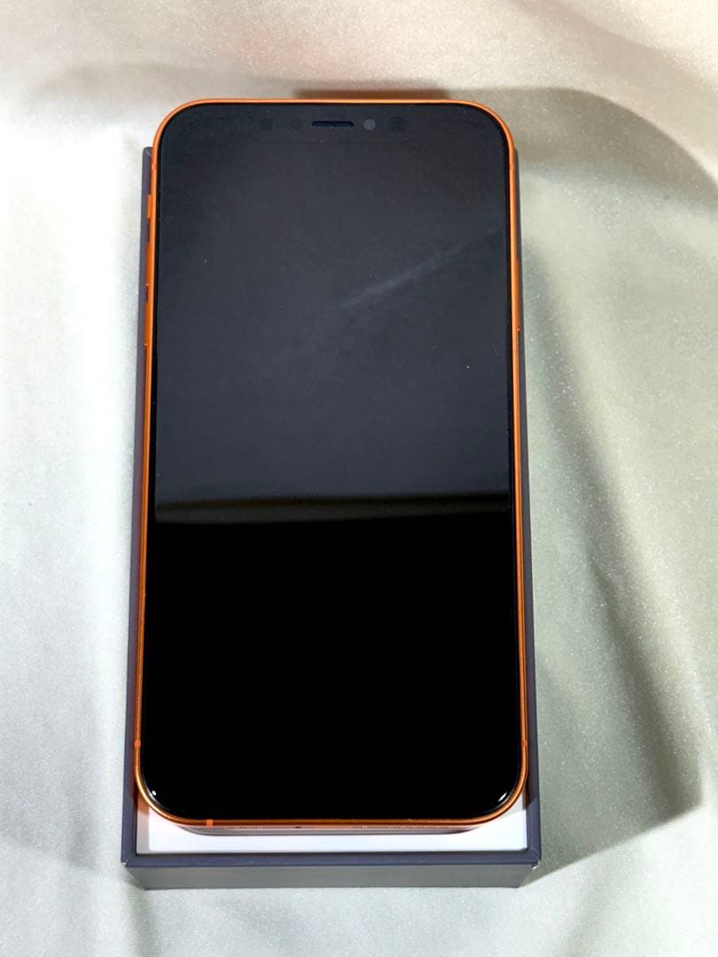 iPhone11 256GB カスタム外装 iPhone17pro風 中古美品 - メルカリ