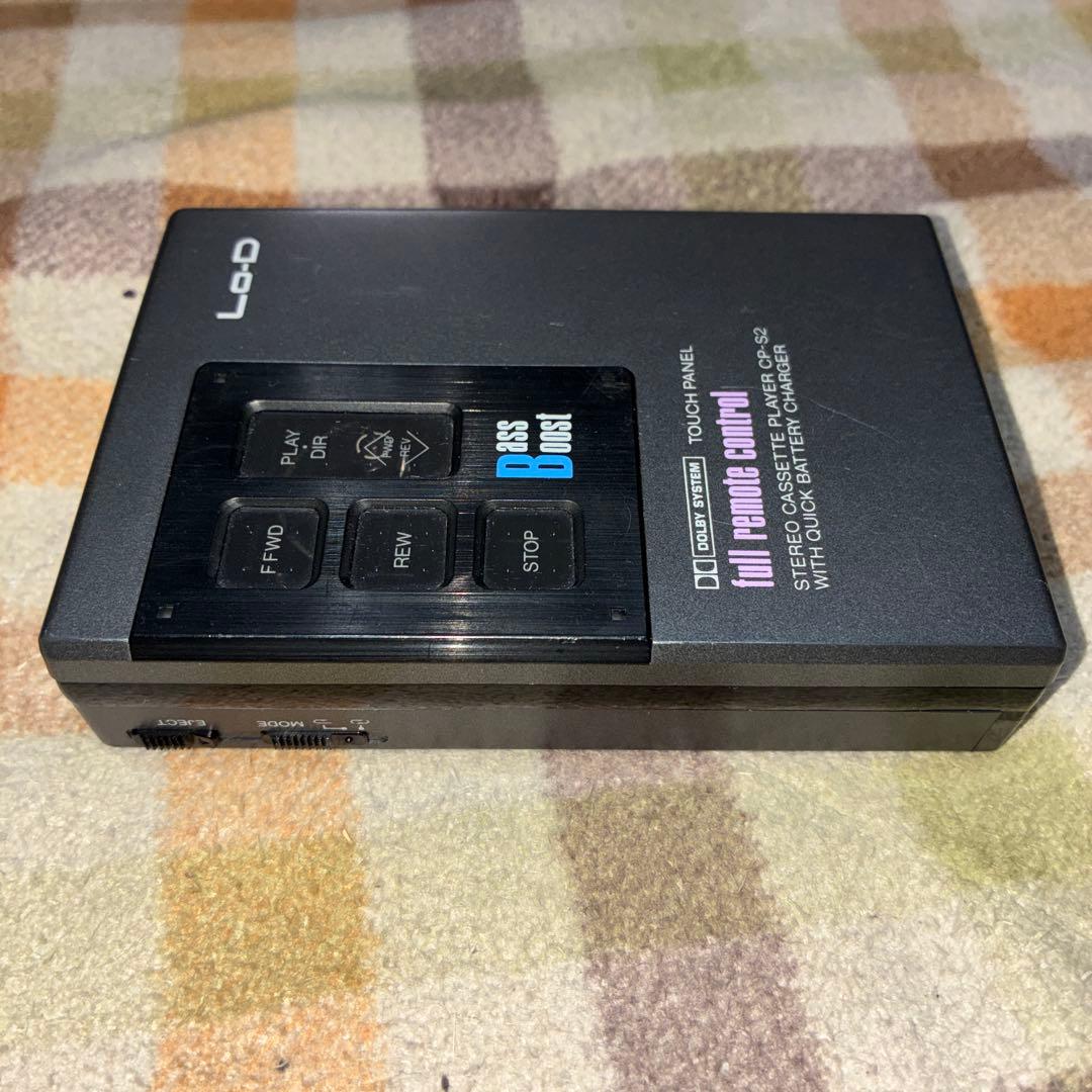 JUNK】 ポータブルカセットプレイヤー Lo-D HITACHI CP-S2
