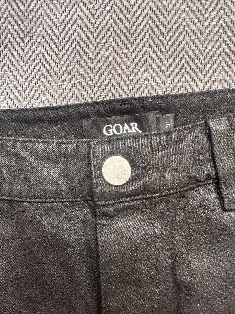 goar.archive】strapped flare oil pants - メルカリ