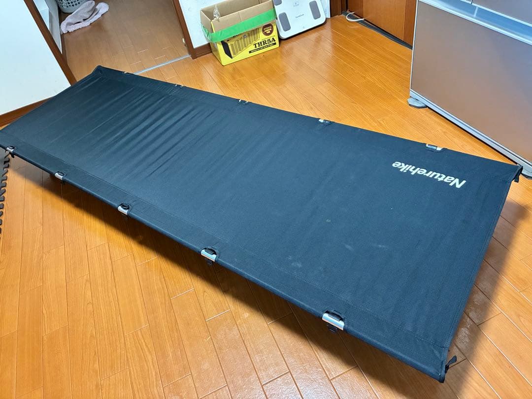Naturehike 折りたたみコット 黒　美品　ネイチャーハイク NatureHike（ネイチャーハイク） コット キャンプ アウトドア ベット
