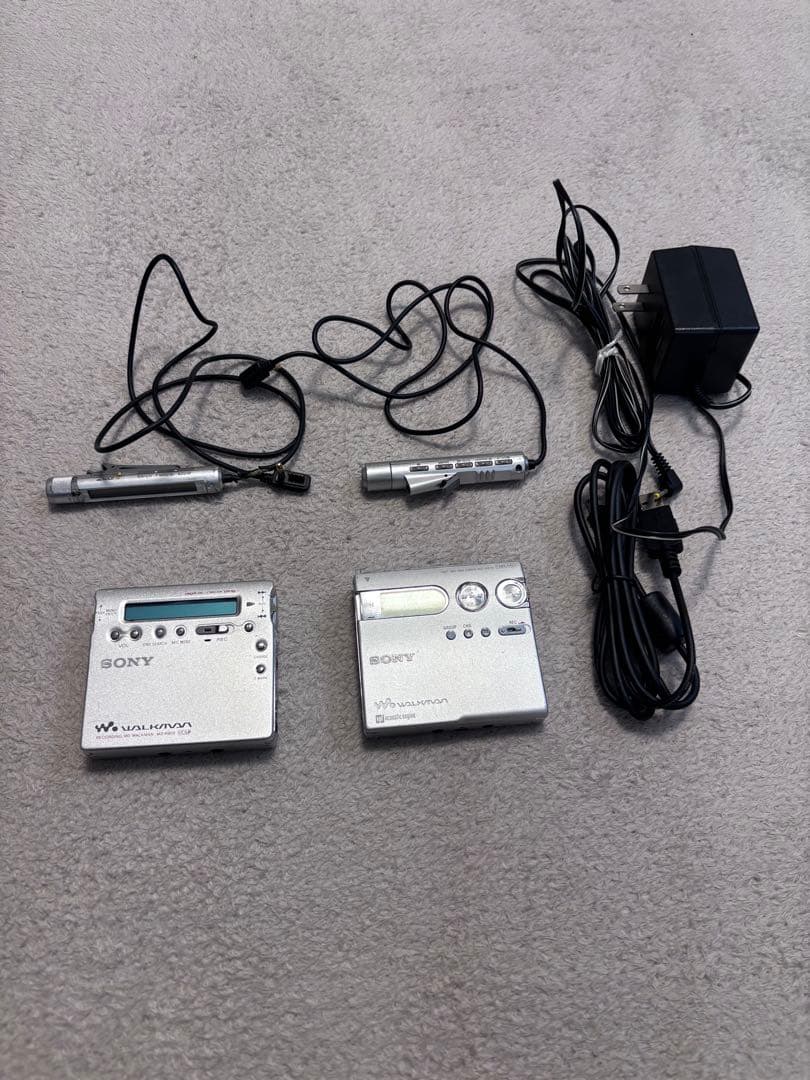 動作品 SONY シルバー ソニー MDウォークマン レコーダー 2台