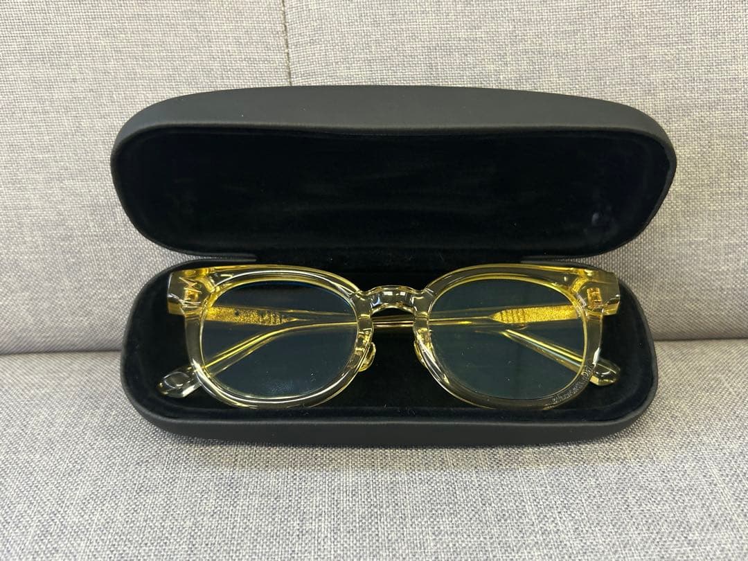 NSH N.S.H Open my way Pale Yellowサングラス