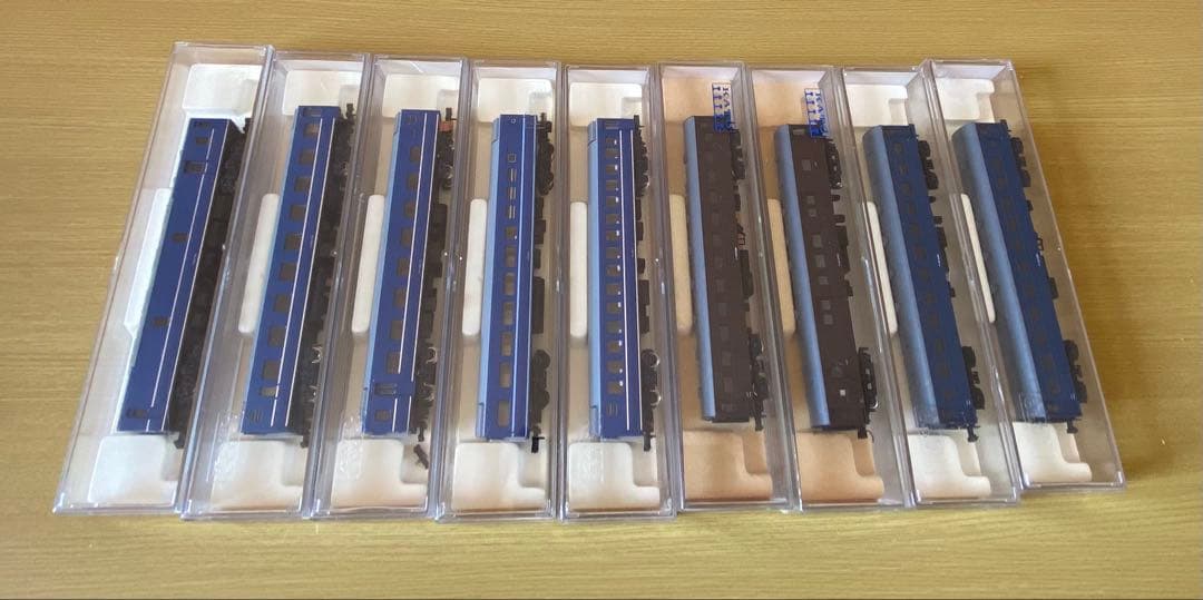 KATO Nゲージ 客車 9両 まとめ売り 中古品 KATO (カトー) Nゲージ 20系 特急形寝台客車 車両セット(7両編成) 10