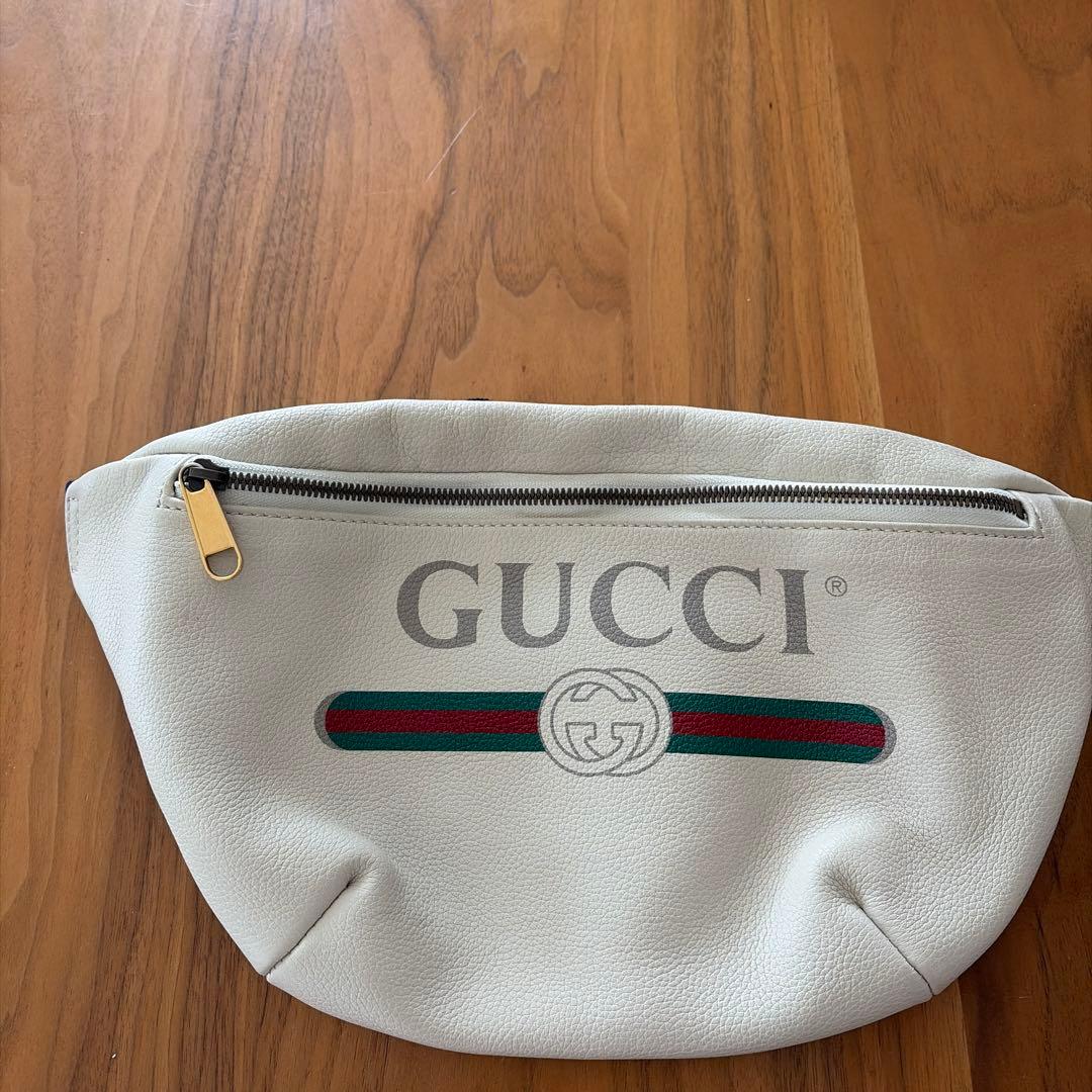 GUCCI ホワイト ボディバッグ | 激安通販のイーサプライ