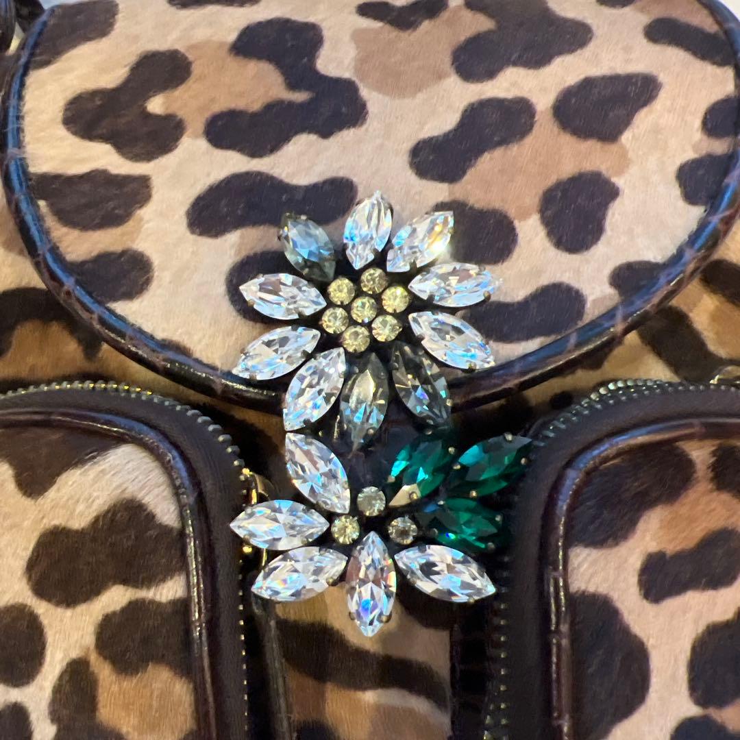 ブルマリン ヒョウ柄ビジュー付きハンドバッグ - メルカリ