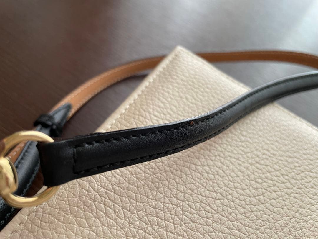 ☆GUCCI ゴールドホースビットブラックレザー細ベルト☆細ベルト☆