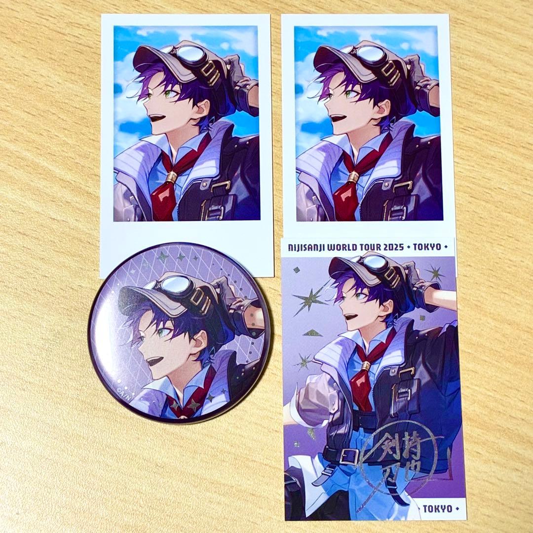 にじさんじWORLD TOUR 2025 缶バッジ チェキ カード 剣持刀也 - メルカリ