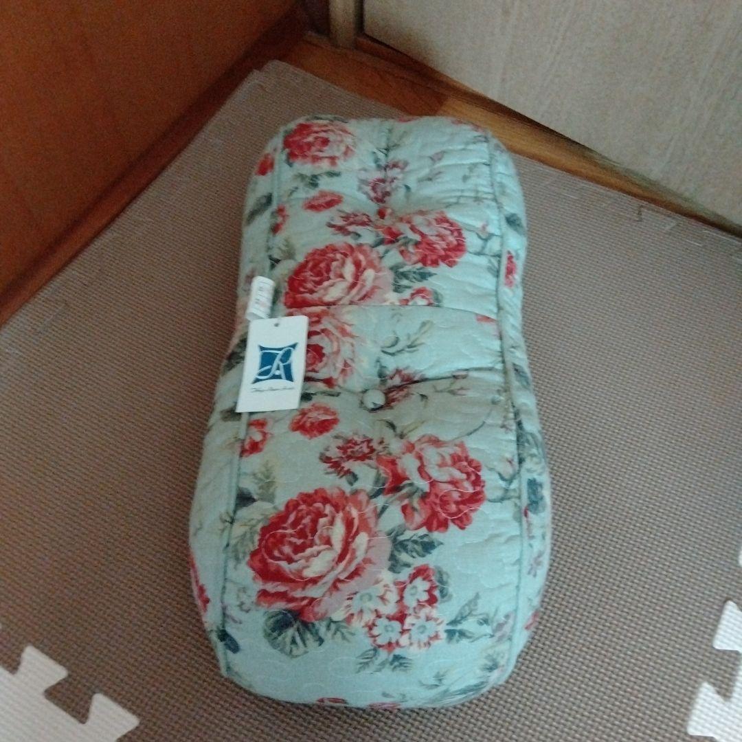 新品 東京ロームアセット 花柄クッション ROHMASSET 高級ブランド 枕