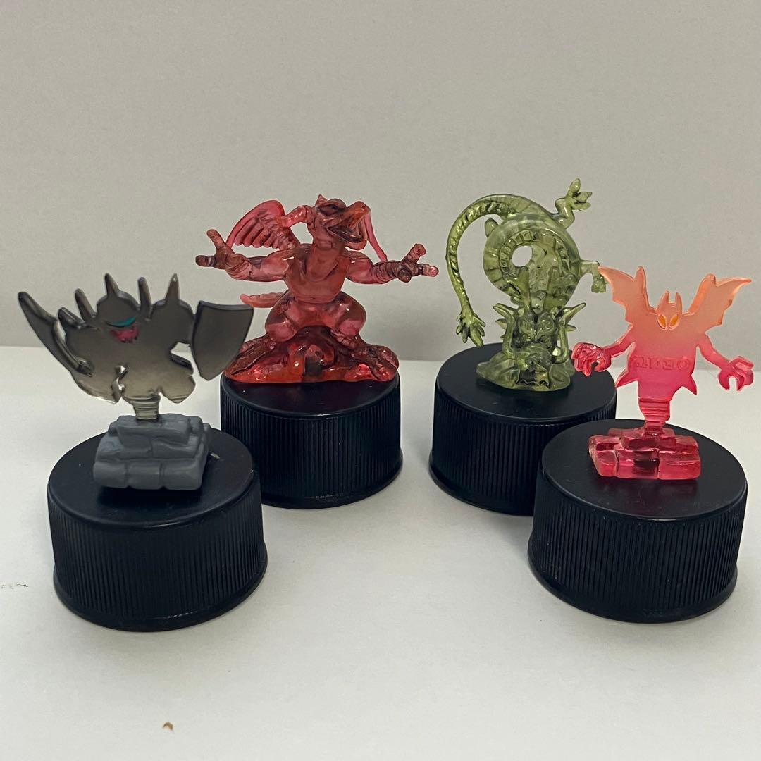 ドラクエ ドラゴンクエスト ボトルキャップ 黒キャップ まとめ売り 18