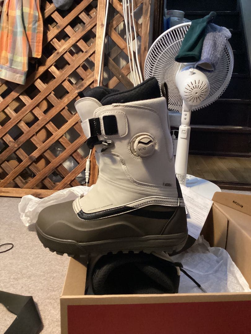 VANS INFUSE SNOWSURF 28cm26年モデル試着のみ