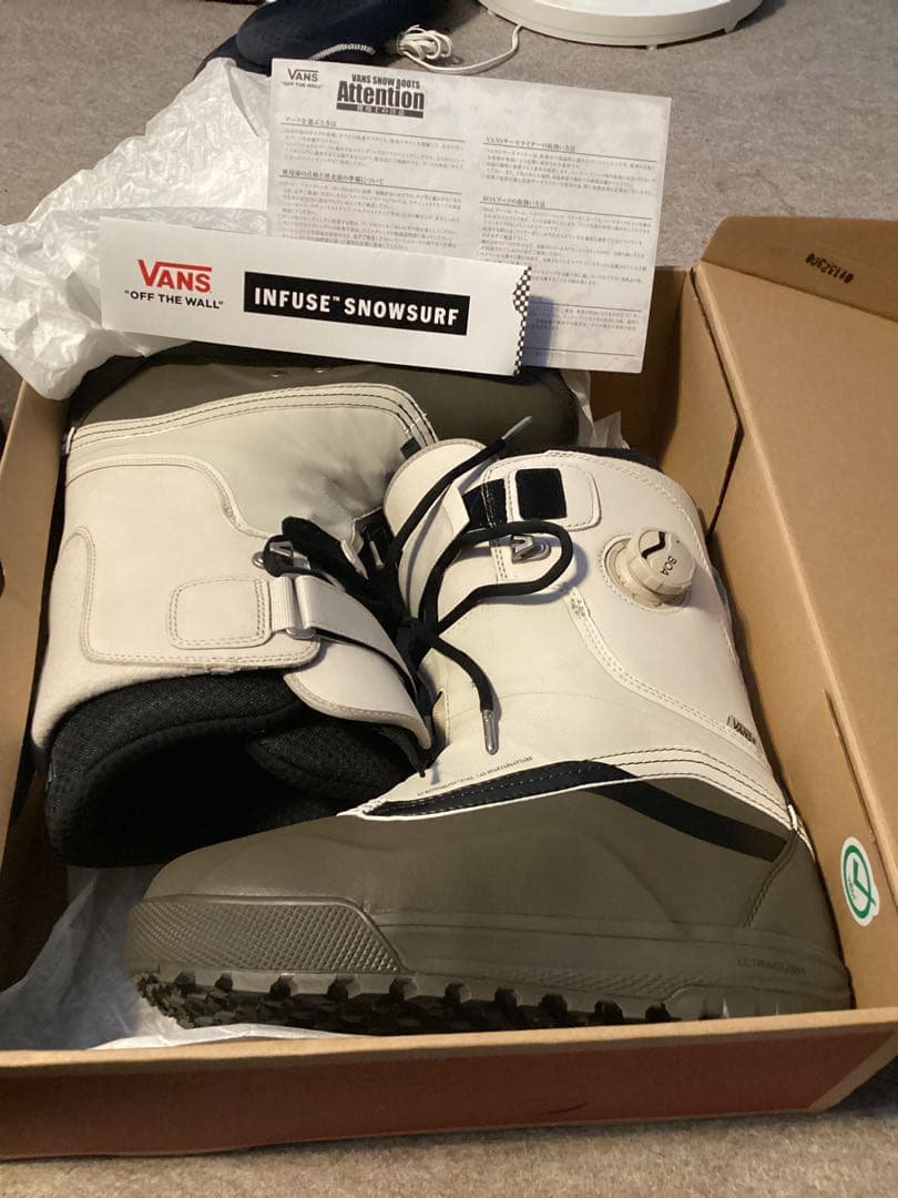 VANS INFUSE SURF 28cm26年モデル試着のみ VANS INFUSE SNOWSURF 28cm26年モデル試着のみ