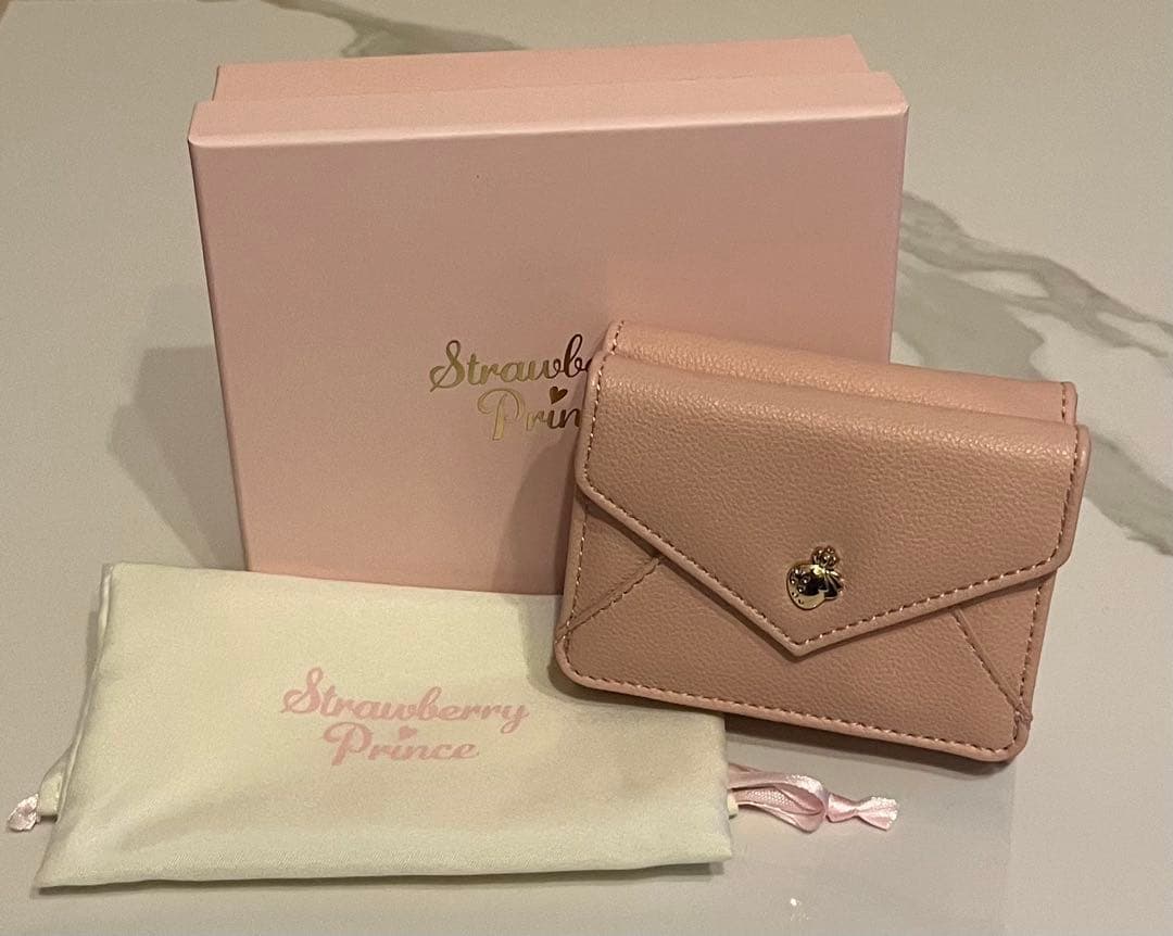 新品未使用〙Strawberry Mini Wallet すとぷり財布 - メルカリ