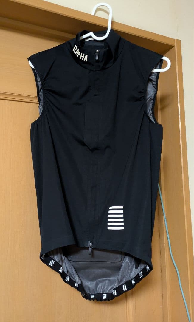格安✩美品　rapha　プロチーム　レインジレ　メンズM　早いもの勝ち！！ プロチーム ライトウェイト レイン ジレ | Rapha