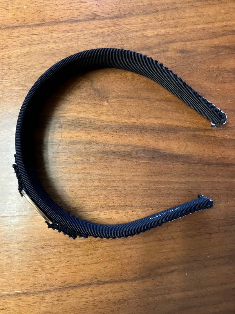 餃子→林檎様専用 フェラガモ カチューシャ リボンステッチの通販はau