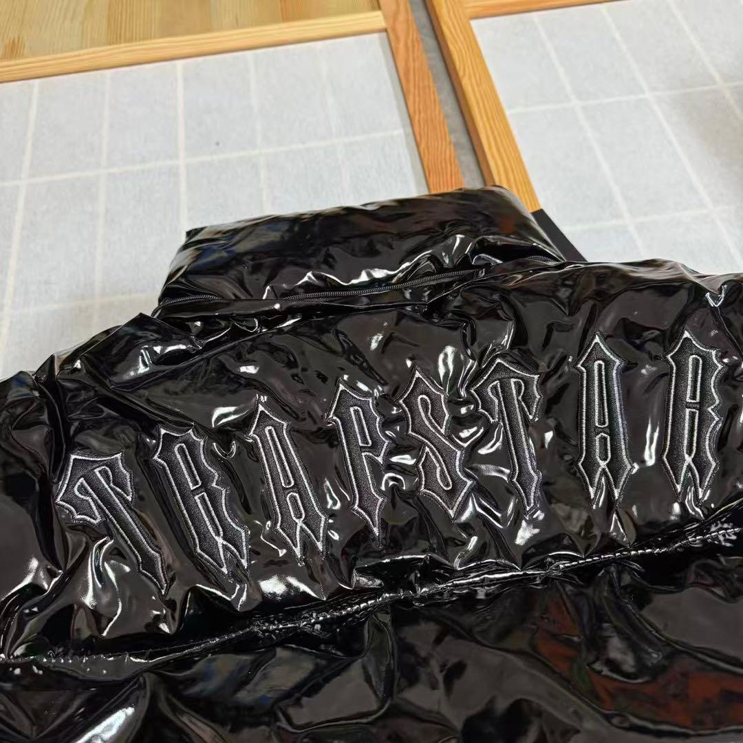 新品 TRAPSTAR 光沢ブラック ダウンジャケット Sサイズ u - メルカリ