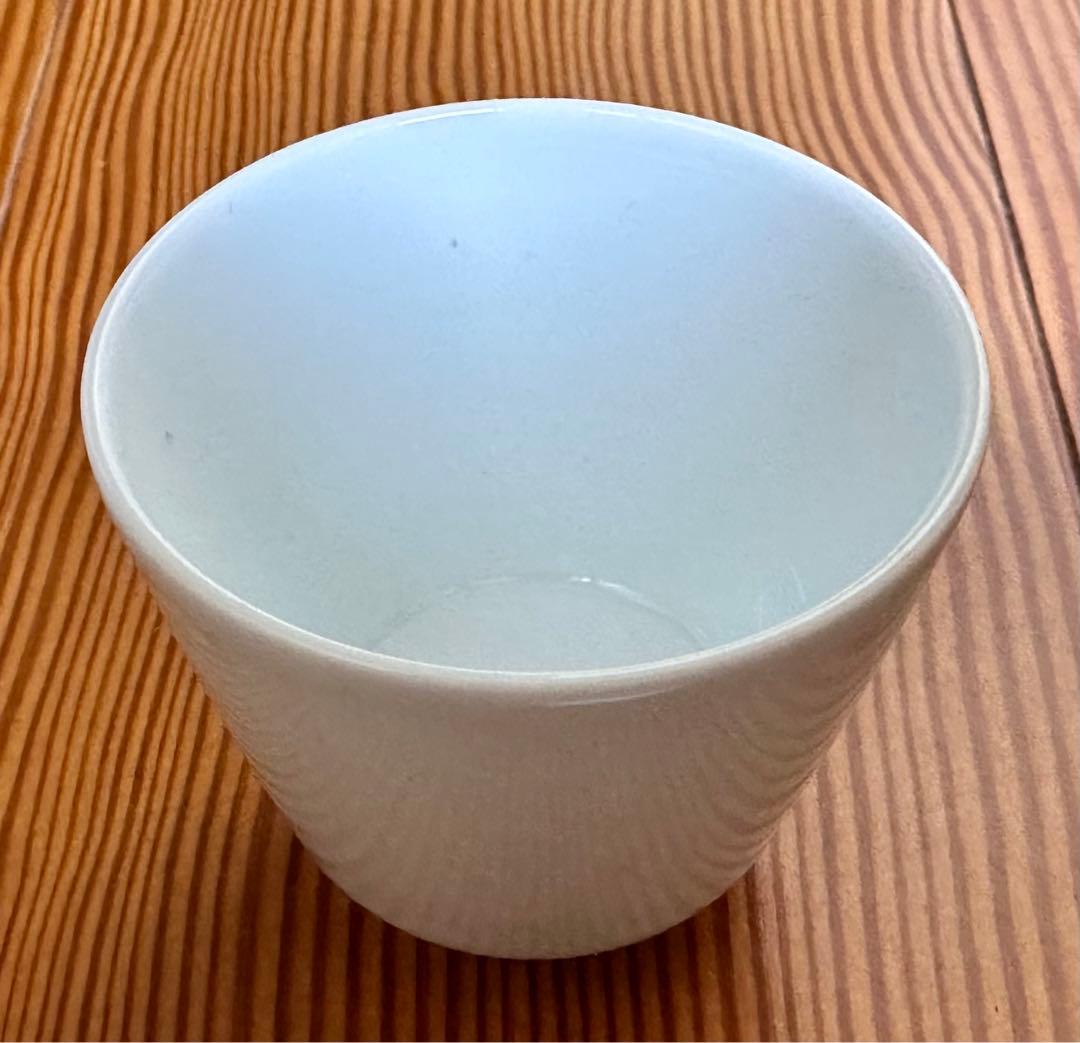 人間国宝　井上萬二　ぐい呑 井上萬二窯】有田焼／白磁ぐい呑 - 佐賀県NPO支援｜ふるさとチョイス