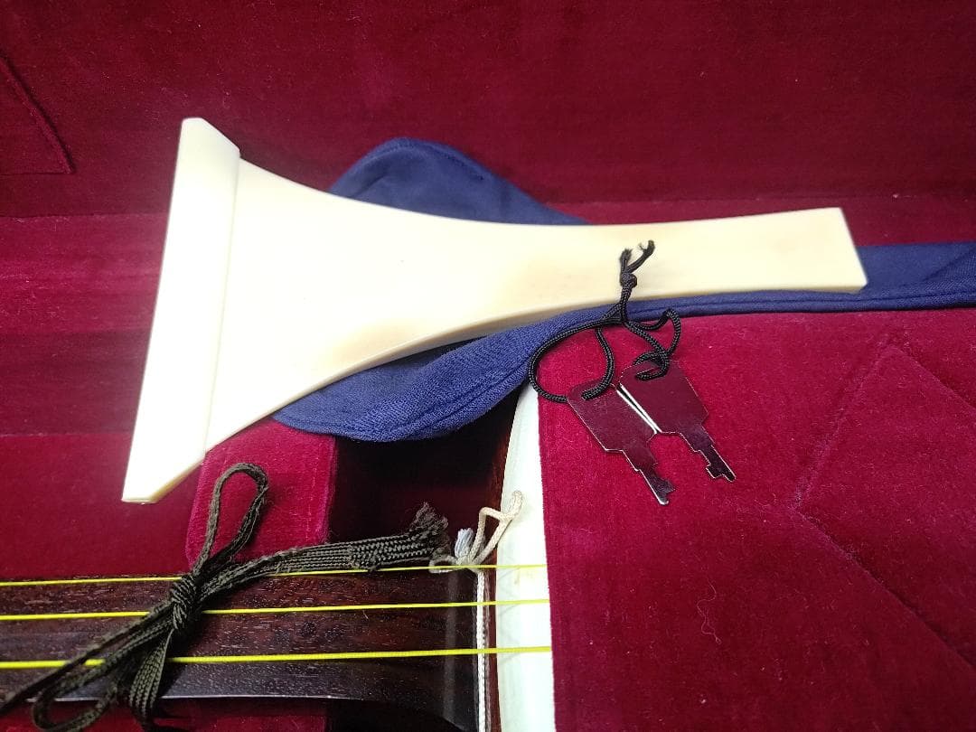 三味線中棹 本体破れあり 紅木 金細 二本溝 東さわり 子持ち綾杉