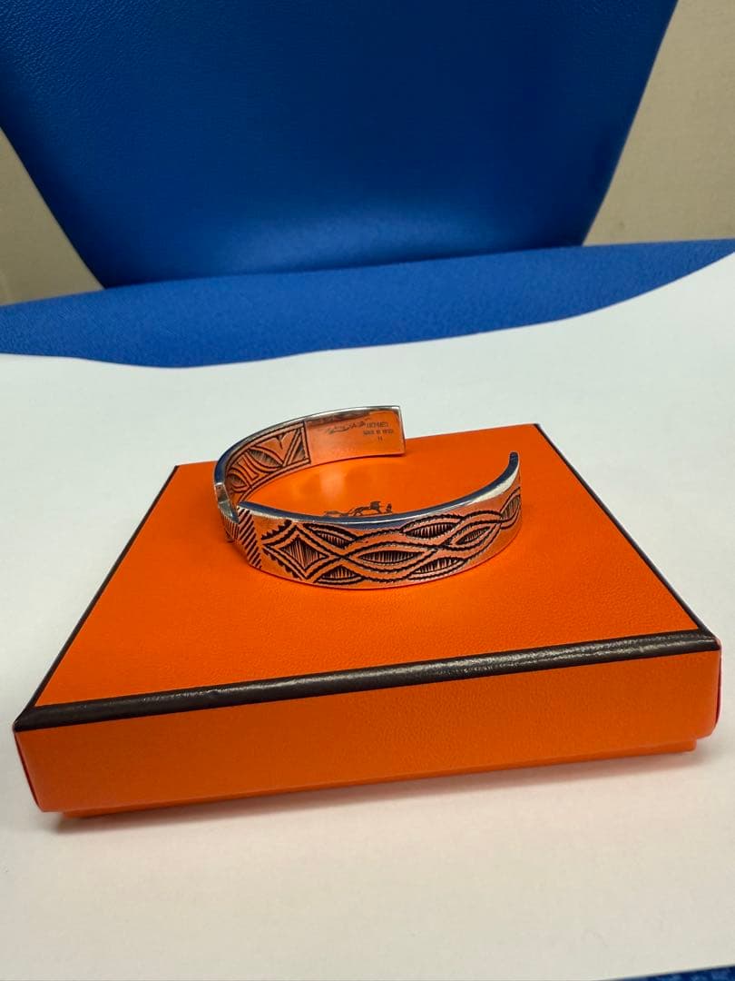 サム君様専用HERMESTouaregトゥアレグ タコルテ バングルT4 美中古