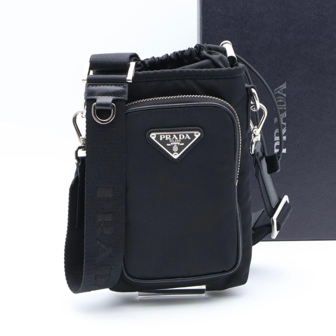 超極美品】PRADA フォンポーチ テスートナイロン トライアングルロゴ