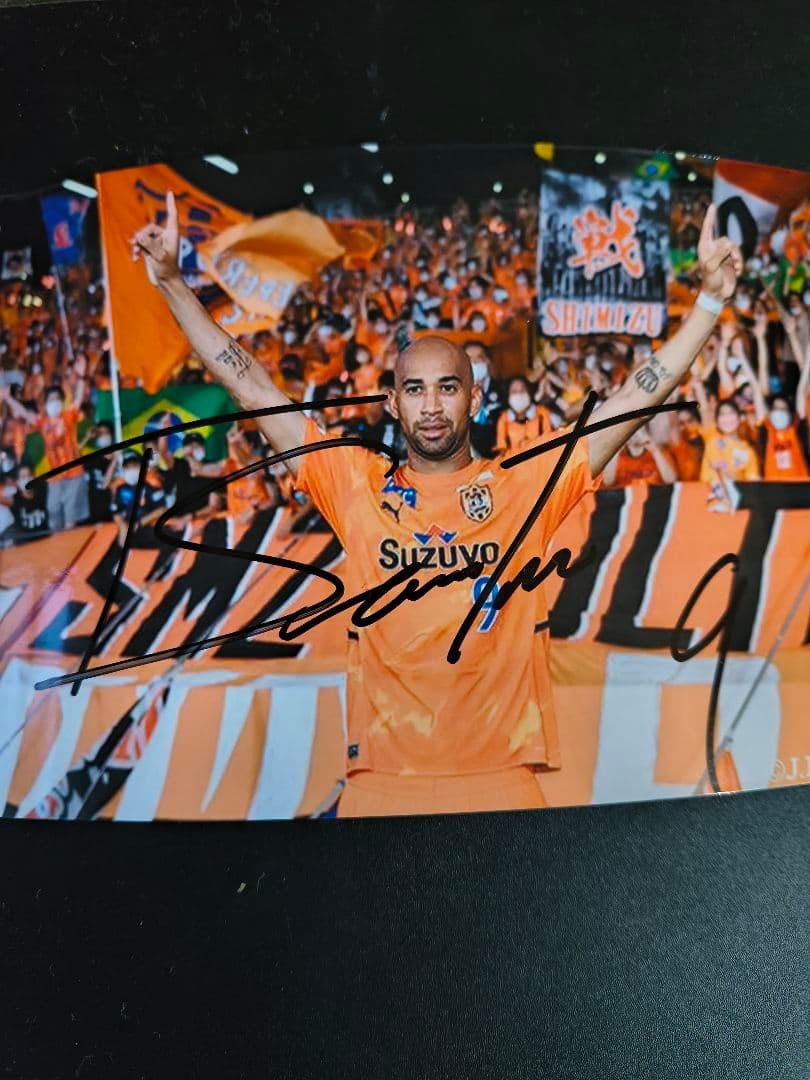 清水エスパルス チアゴサンタナ直筆サイン入り写真 - メルカリ