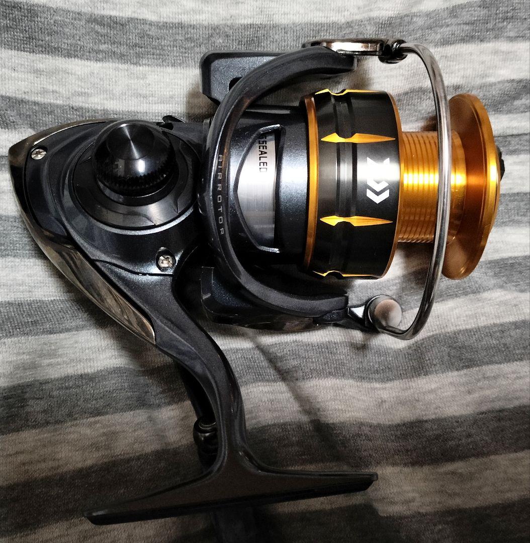 Daiwa FREAMS 4000A スピニングリール - メルカリ
