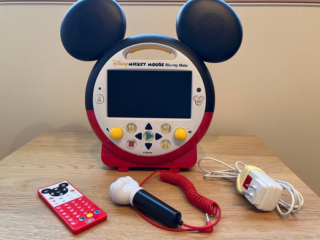 DWE ミッキーマウスブルーレイメイト　本体＋リモコン　動作確認済 ミッキーメイトはいる？いらない？機能など徹底解説 | きょうだいえいご