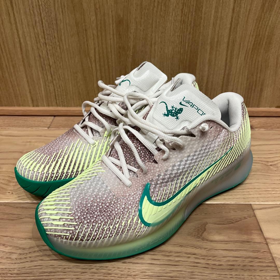 ナイキコートエアズームヴェイパー11プレミアム Nike Court Air Zoom Vapor 11 HC Premium 'Pure Platinum Black