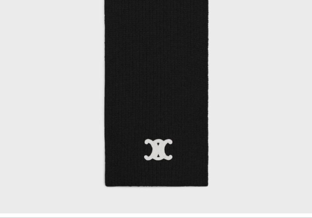 CELINE トリオンフ スカーフ/シームレスカシミア 新品未使用品 - メルカリ