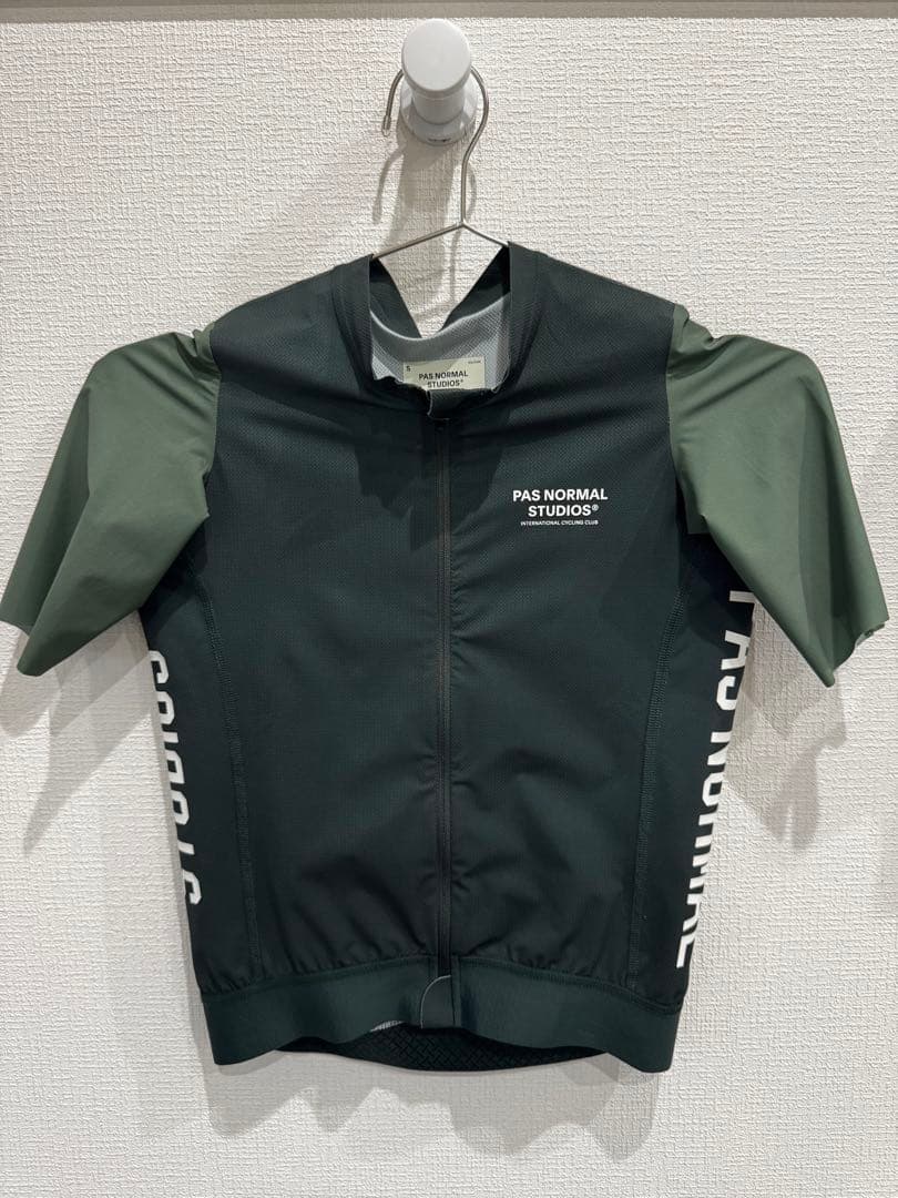 PAS NORMAL STUDIOS Solitude ウィメンズ 半袖ジャージ Pas Normal Studios | Women's Solitude Jersey | MAGNET