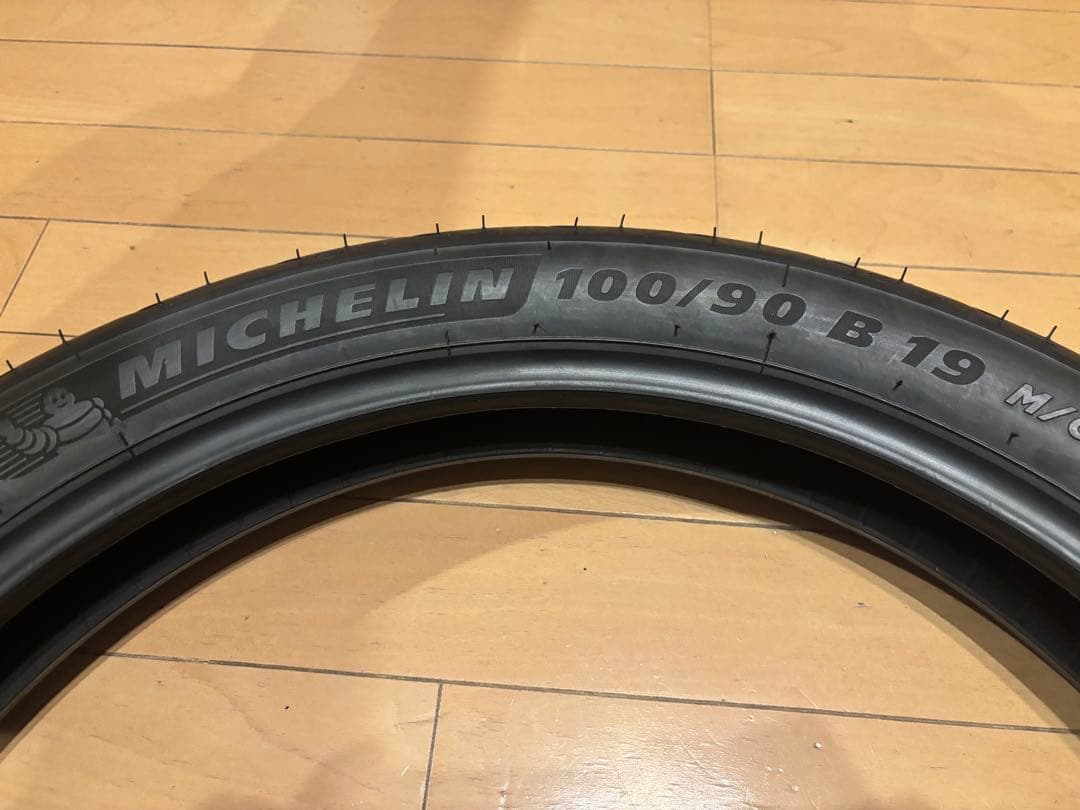 ミシュラン ロードクラシック 100/90/B19 25年7週 製造