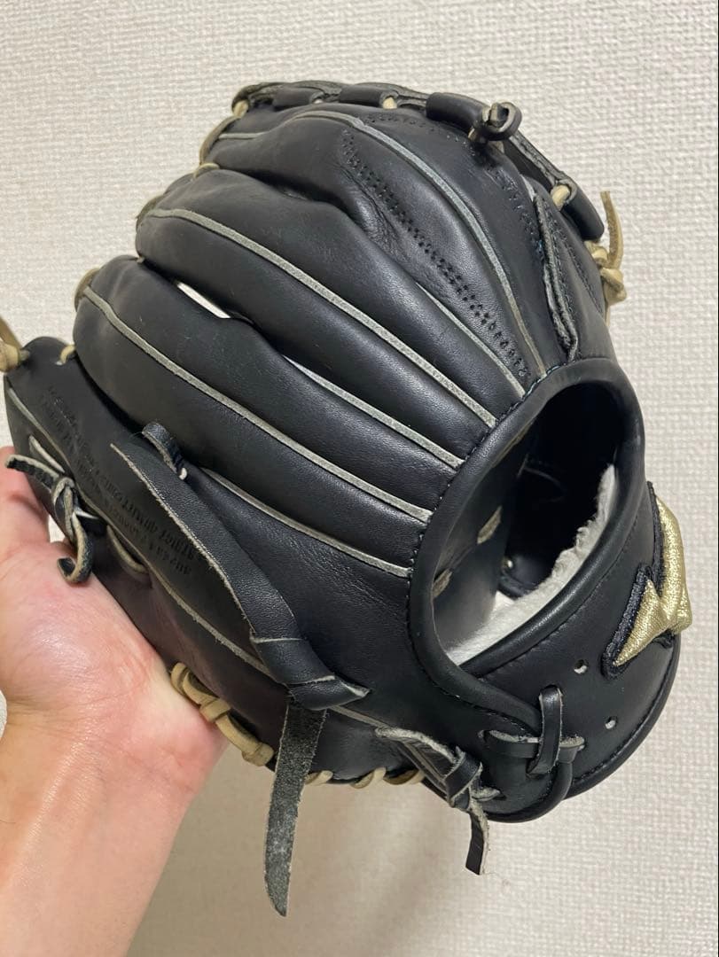 《刺繍ロゴ》mizuno グローバルエリート　 軟式•投手用　黒