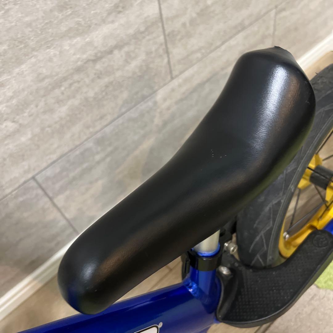 デ*や様 日本正規品 ストライダーSTRIDERPRO 青✖︎金 美品 レース用