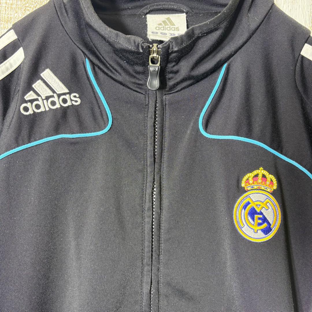 アディダス レアルマドリード 刺繍ロゴ トラックジャケット