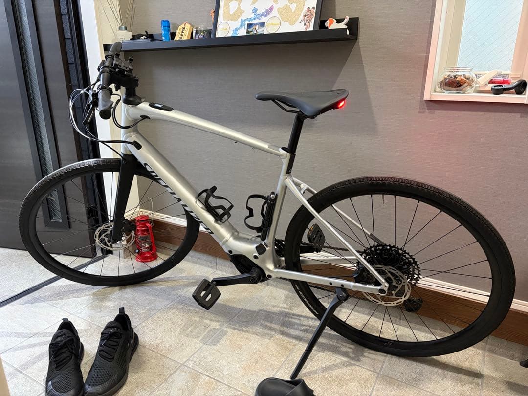 Specialized Vado SL 5.0 Lサイズ　距離200km程度 Specialized Vado SL 5.0 Lサイズ 距離200km程度 Specialized Vado SL