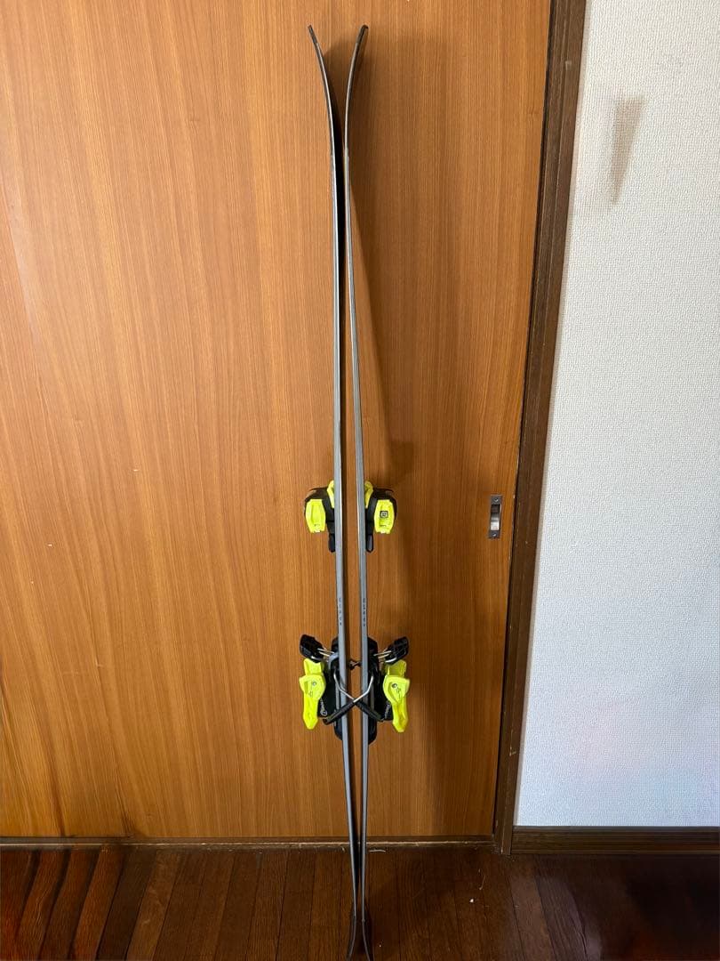 LINE BLADE W 20−21モデル 160cm中古 トップシートカスタム