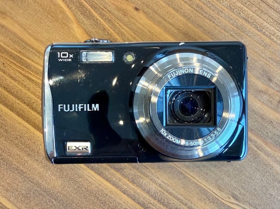 名機】FUJIFILM FinePix F80EXR｜10倍ズーム｜動作確認済