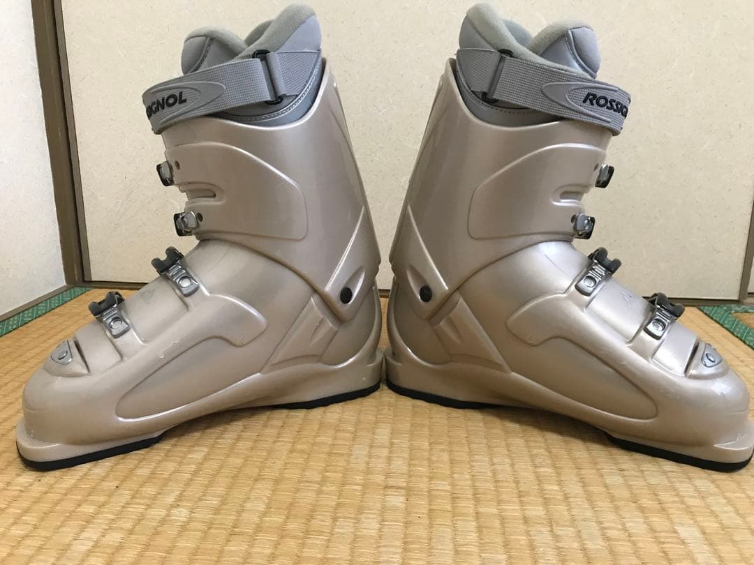 美品☆ROSSIGNOL ロシニョール スキーブーツ AXIUM 25.5cm - ブーツ