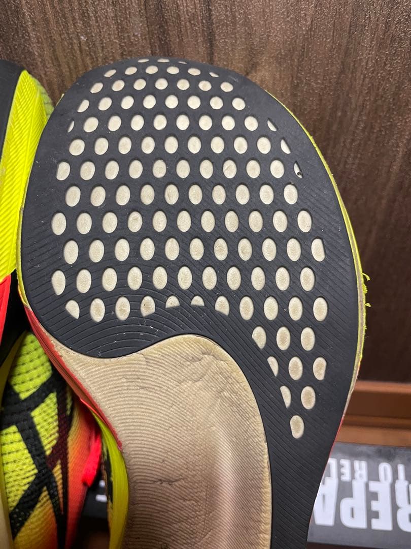 メタスピードエッジパリ　27.0cm アシックス