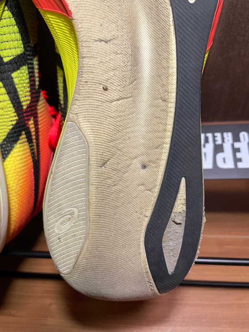 メタスピードエッジパリ　27.0cm アシックス