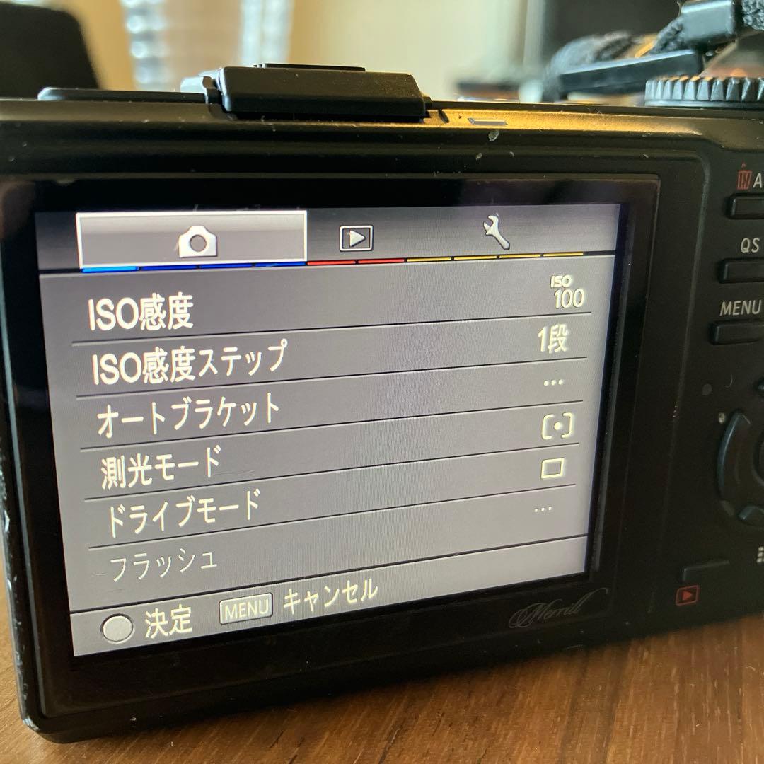 Foveonセンサー最高画質 即戦力付属品完備SIGMA DP1 Merrill シグマ