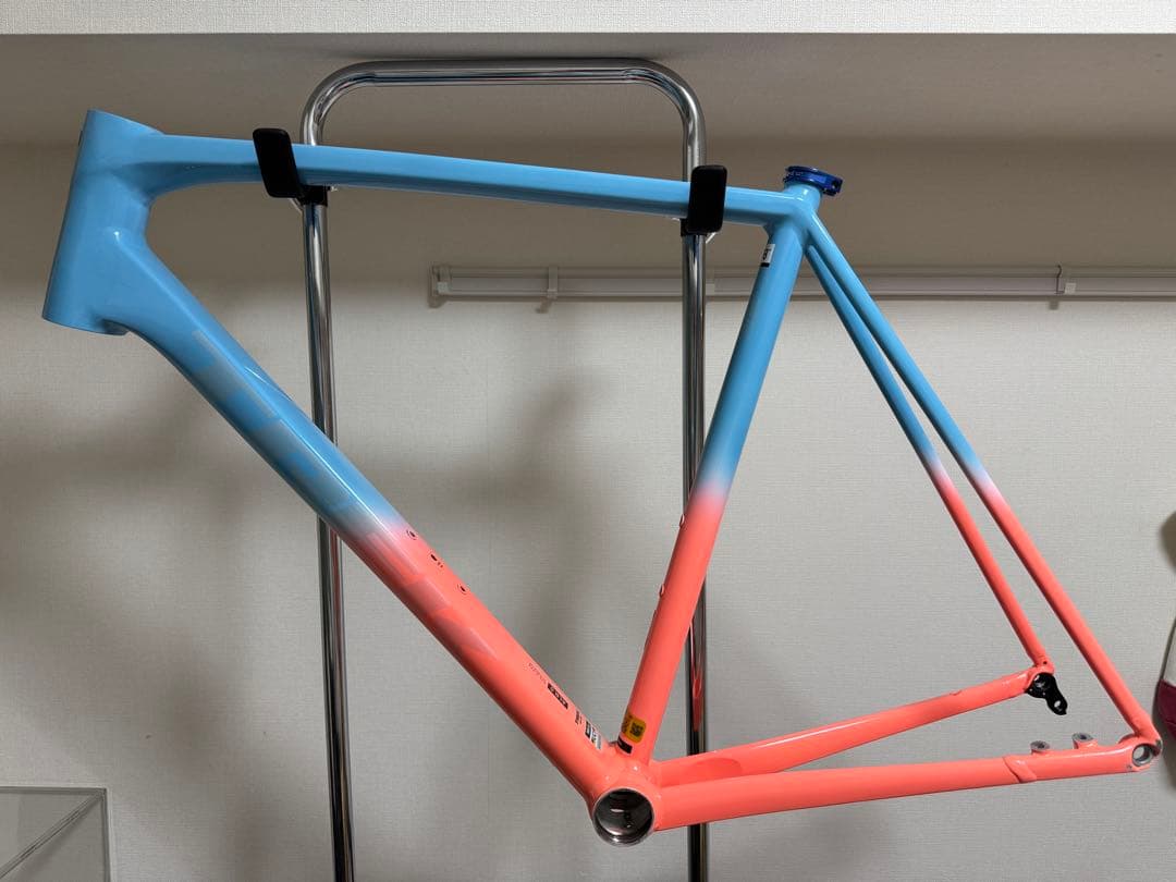 TREK EMONDA ALR 5 58サイズ フレームセット Trek Emonda ALR Disc Frameset - Sierra Bicycle Werks Visalia, CA