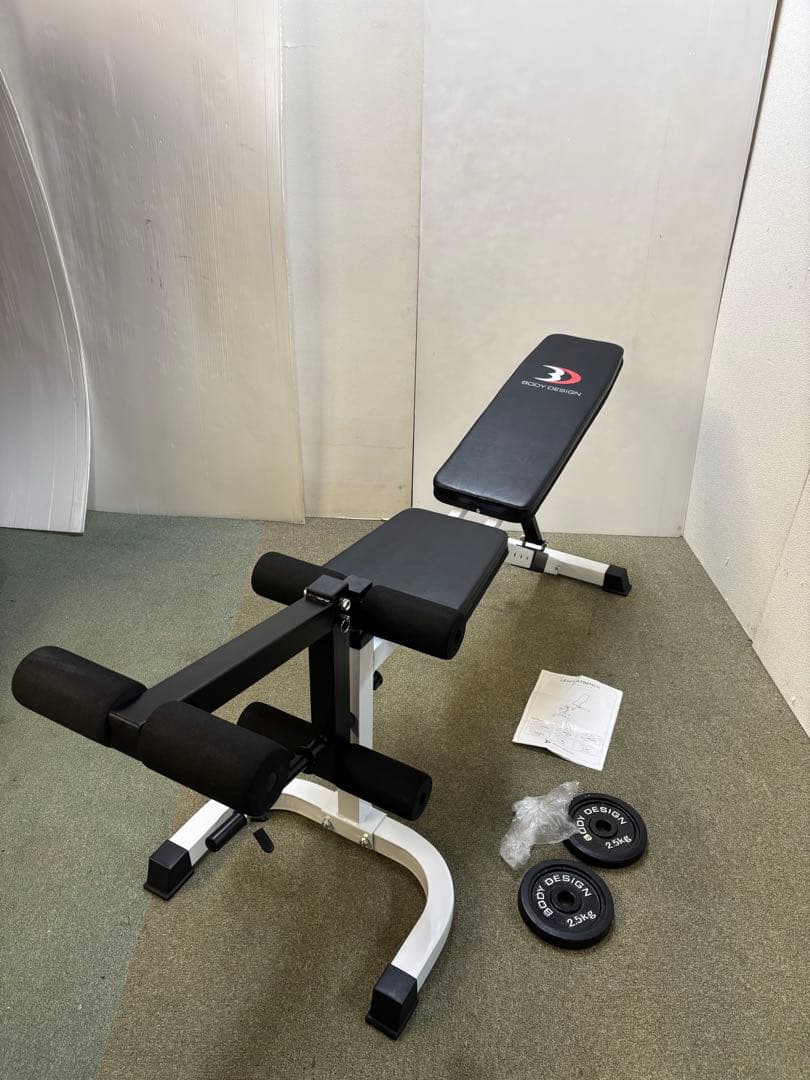 【福井県福井市引き取り限定】レッグフラットベンチ　ボディデザイン　健康器具 レッグフラットベンチ │ トレーニングベンチ ベンチプレス 台 筋トレ
