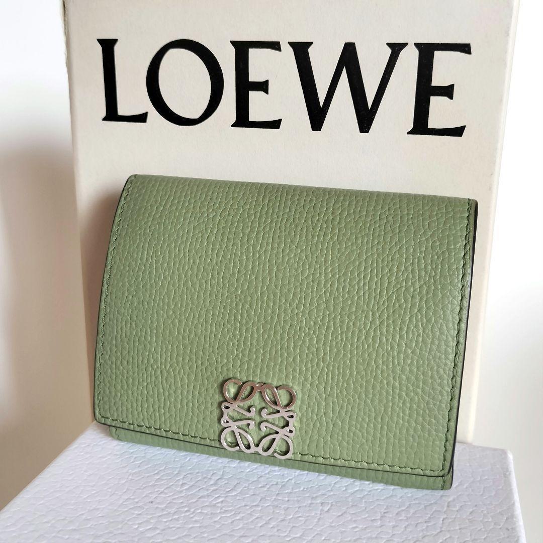 LOEWE ロエベ 三つ折り財布 緑 トライフォールド アナグラム ローズ