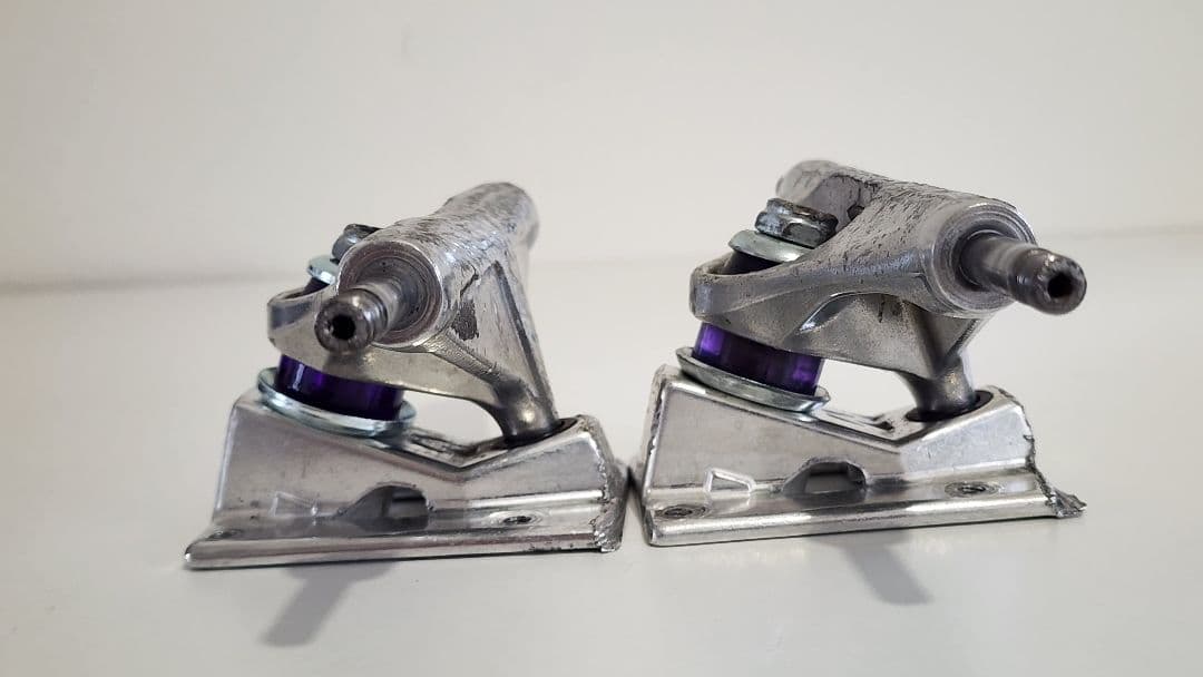 ベンチャーV-HOLLOW 金メダリスト，堀米モデル 5.2HI定価15900